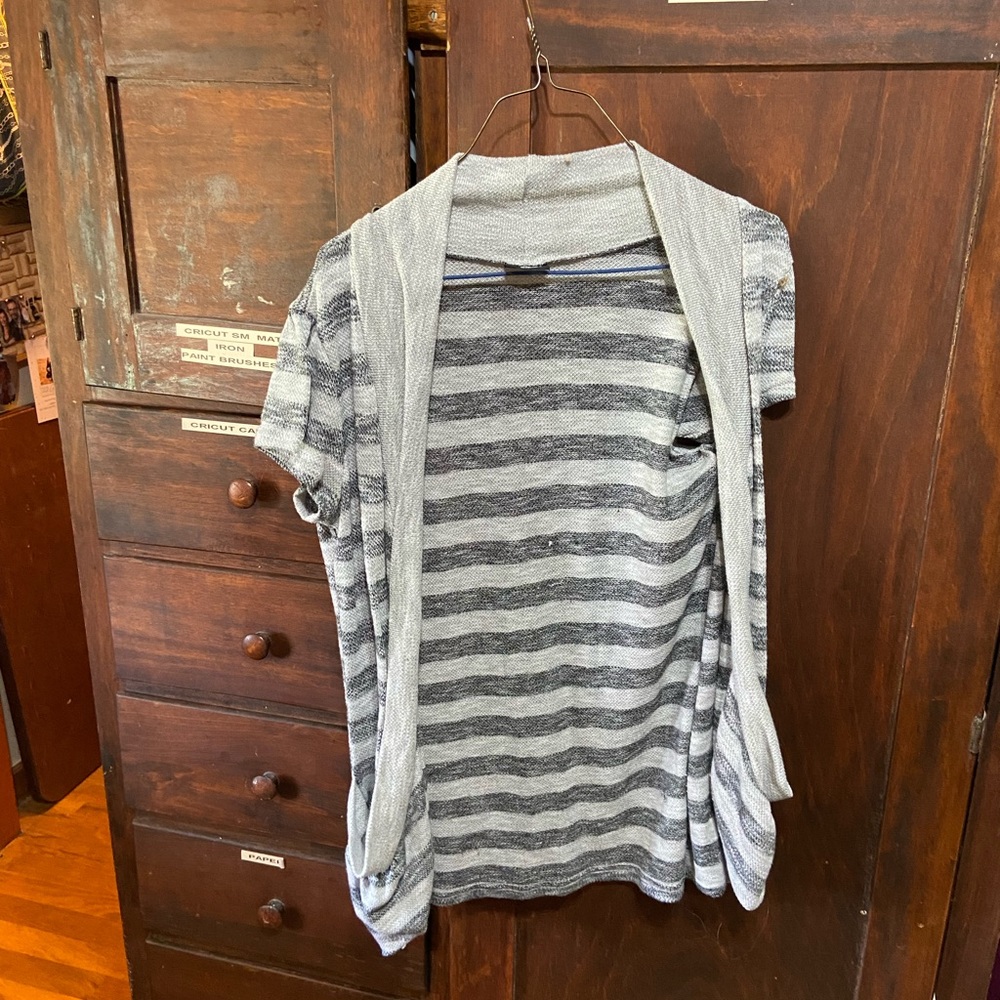 Cardigan sweater